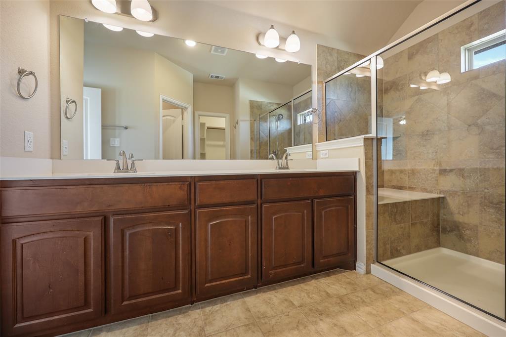 8818 Abner Road, Oak Ridge, TX 75161