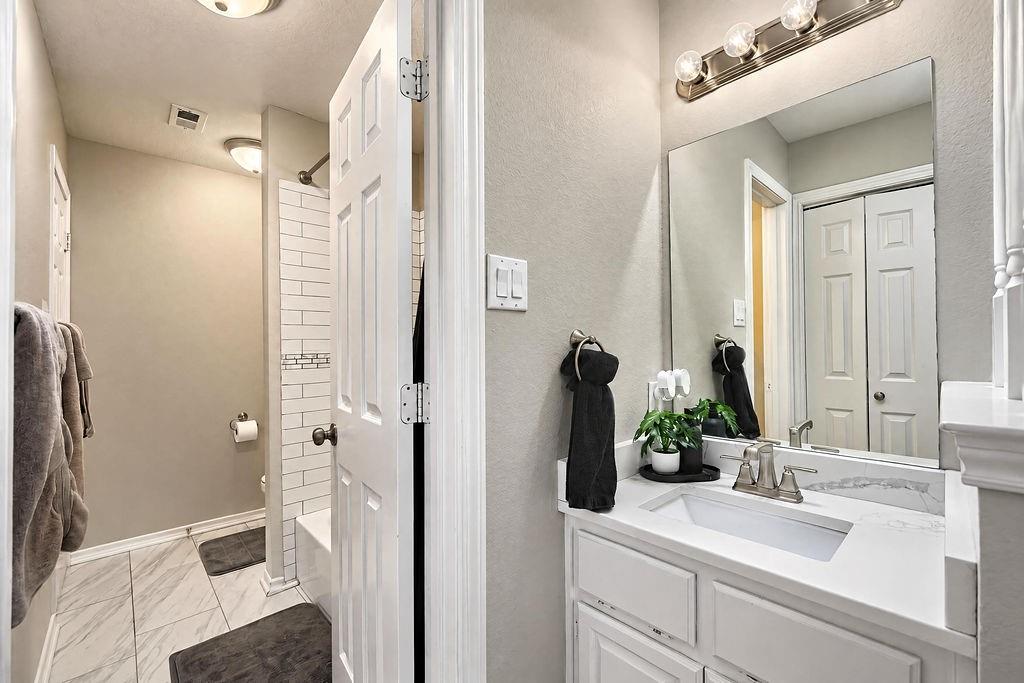 8781 Crestview Drive, Frisco, TX 75033