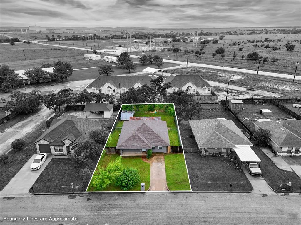 408 Little Avenue, McGregor, TX 76657