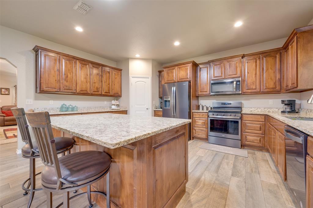 10517 CR 4101, Frankston, TX 75763