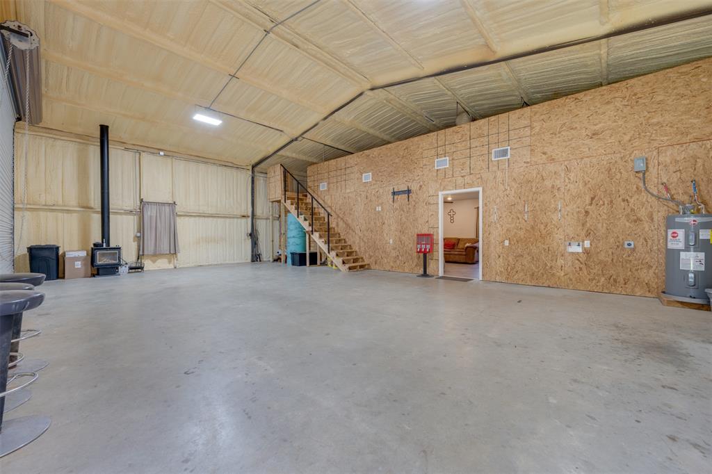 10517 CR 4101, Frankston, TX 75763