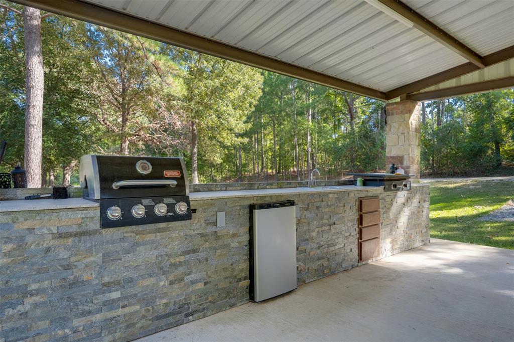 10517 CR 4101, Frankston, TX 75763