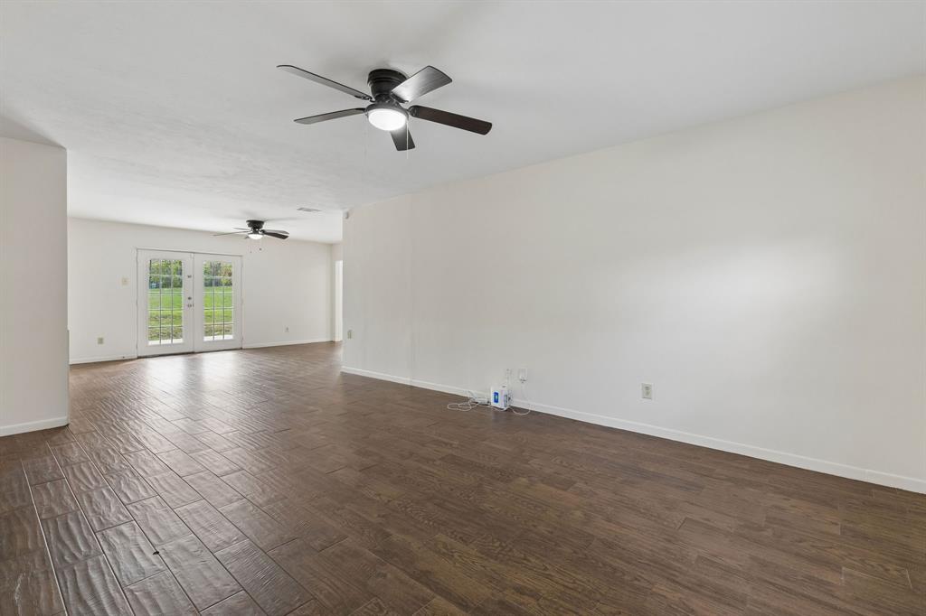 4256 Ambrose Drive, Dallas, TX 75241