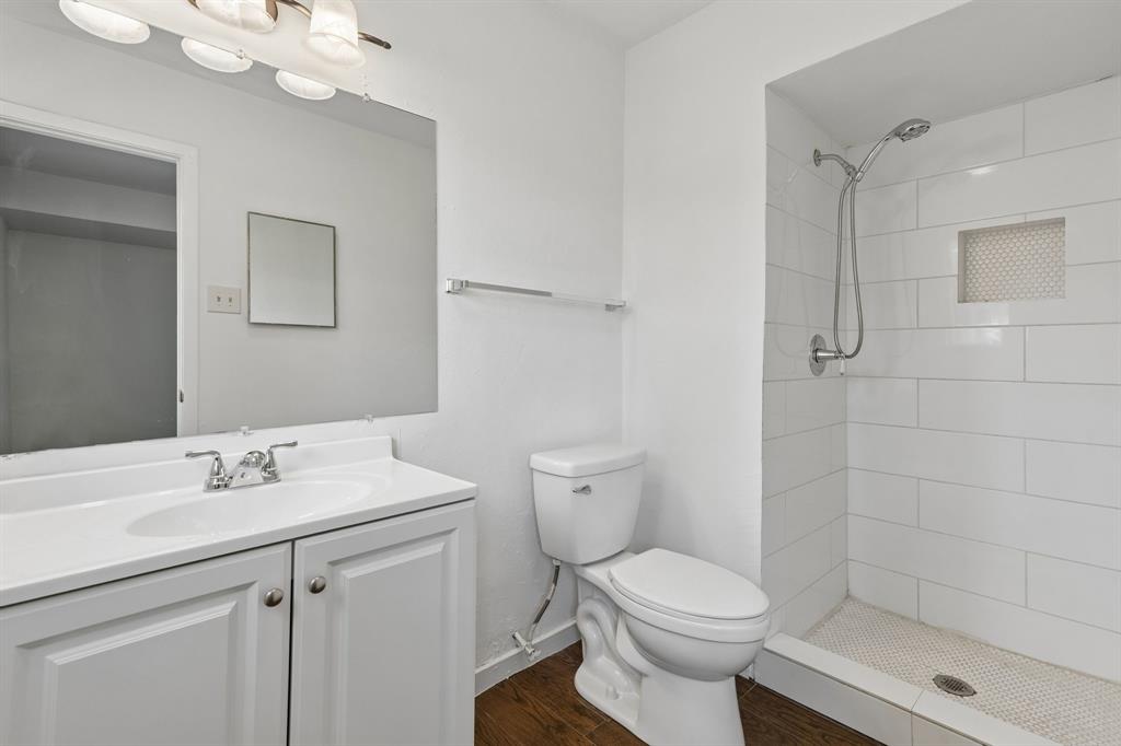 4256 Ambrose Drive, Dallas, TX 75241