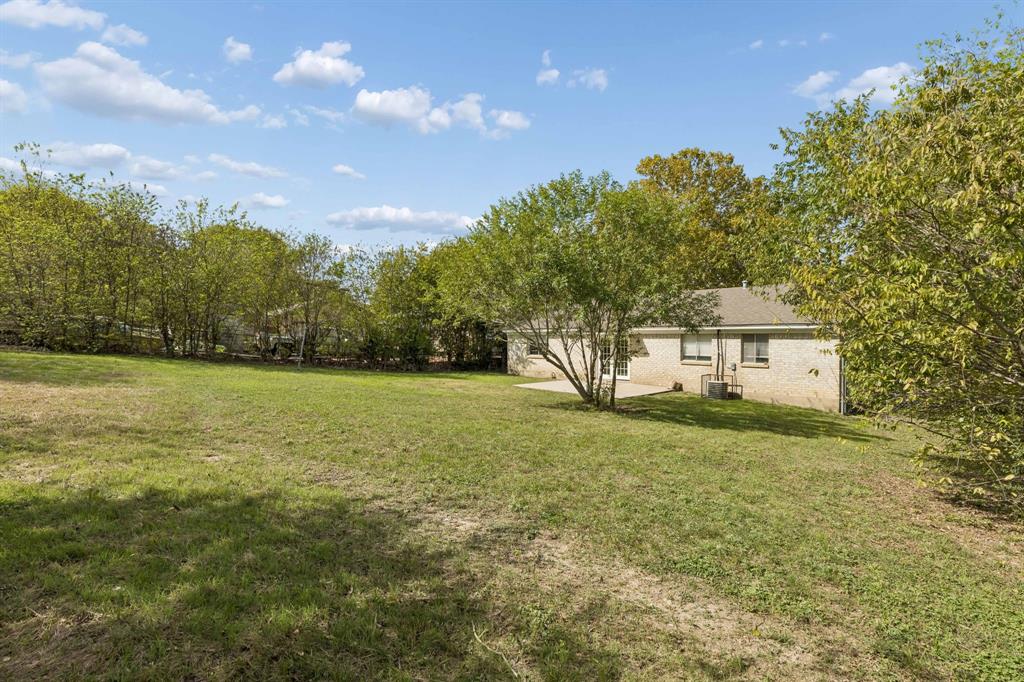 4256 Ambrose Drive, Dallas, TX 75241