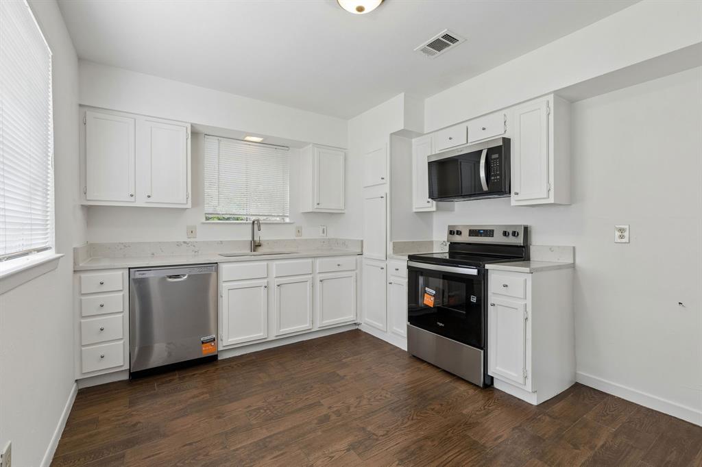 4256 Ambrose Drive, Dallas, TX 75241