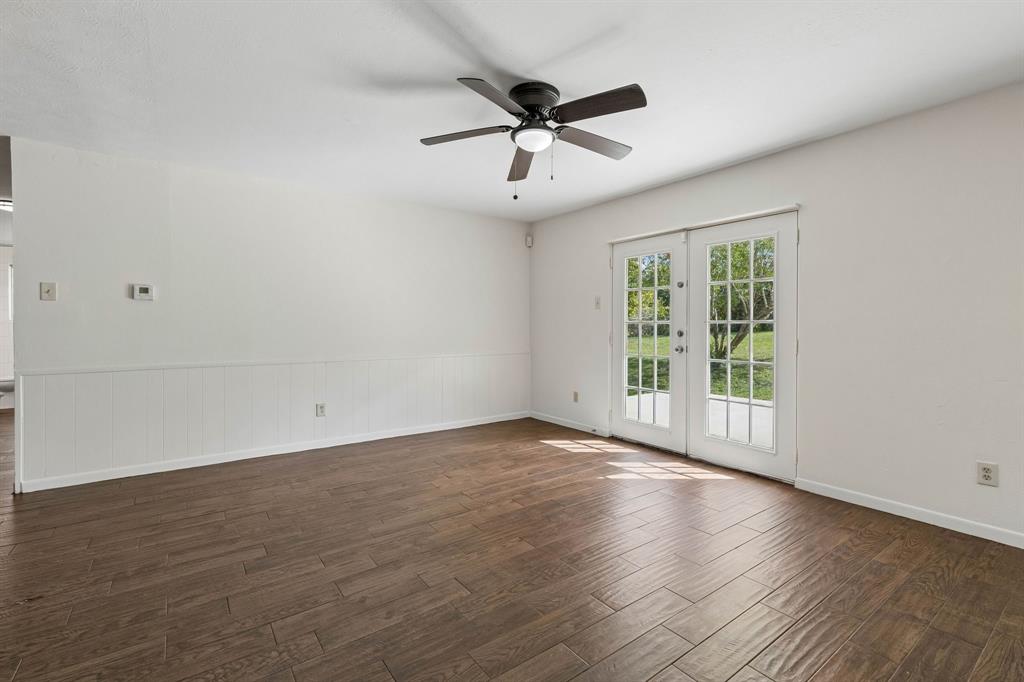 4256 Ambrose Drive, Dallas, TX 75241