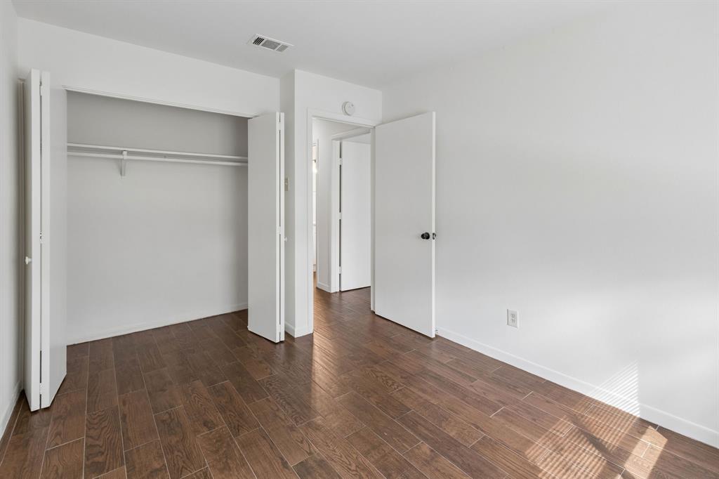 4256 Ambrose Drive, Dallas, TX 75241