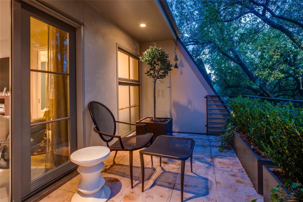 4648 Christopher Place, Dallas, TX 75204