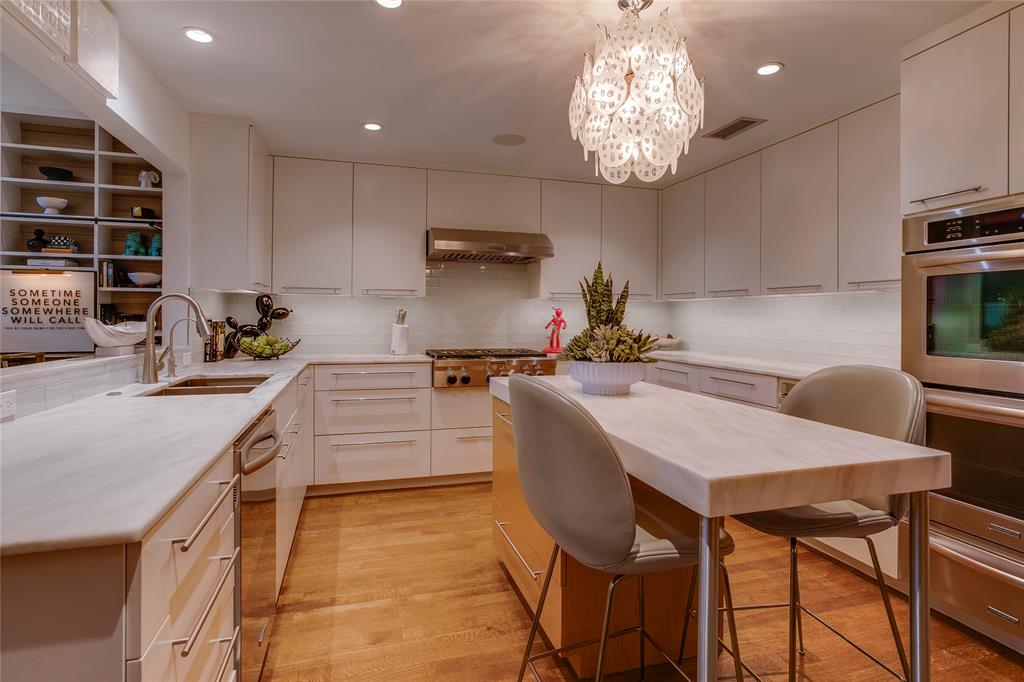 4648 Christopher Place, Dallas, TX 75204