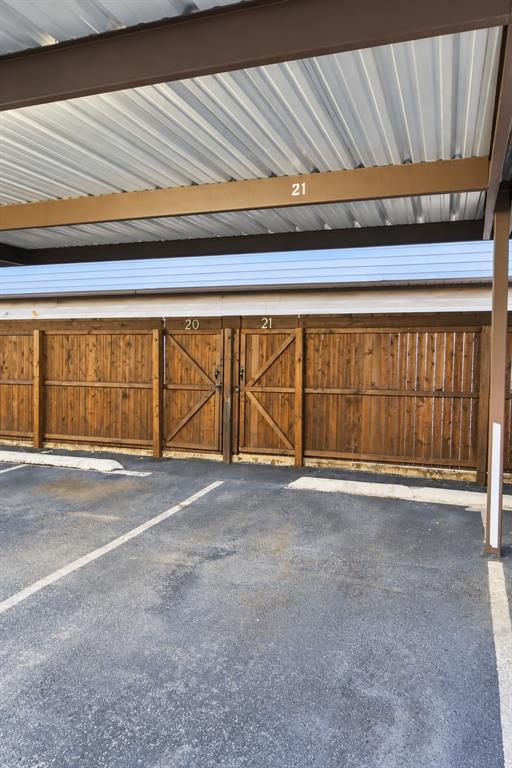 9803 Park Lane Place, Dallas, TX 75220