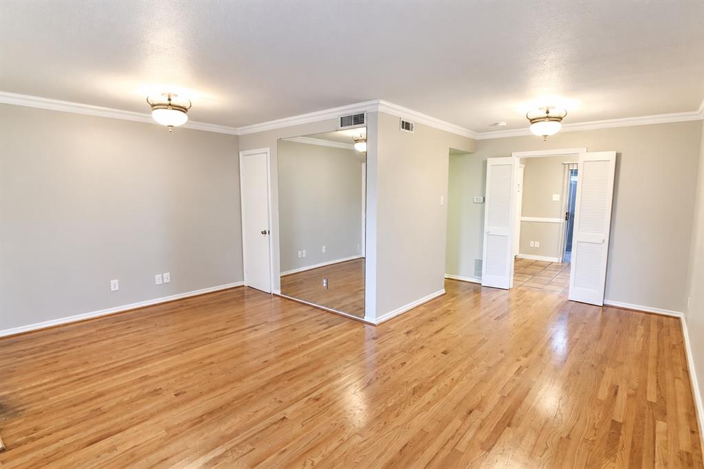 9803 Park Lane Place, Dallas, TX 75220 9803 Park Lane Place, Dallas, TX 75220