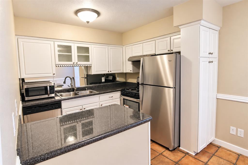 9803 Park Lane Place, Dallas, TX 75220 9803 Park Lane Place, Dallas, TX 75220