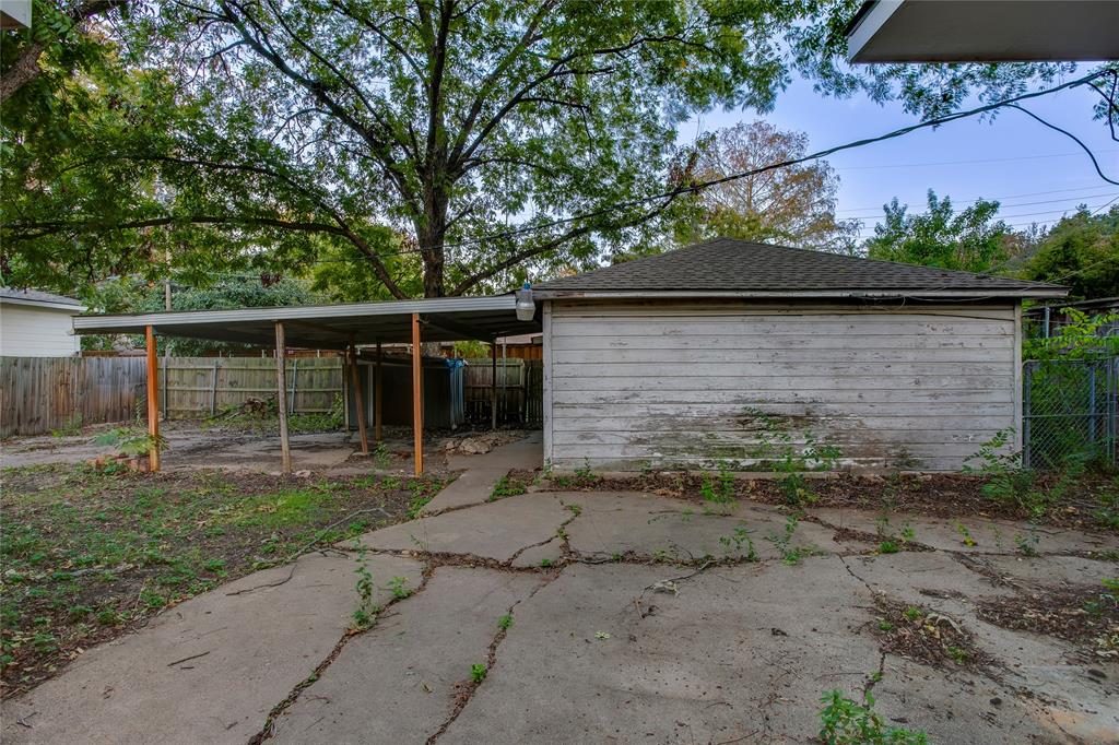 6726 Braeburn Drive, Dallas, TX 75214