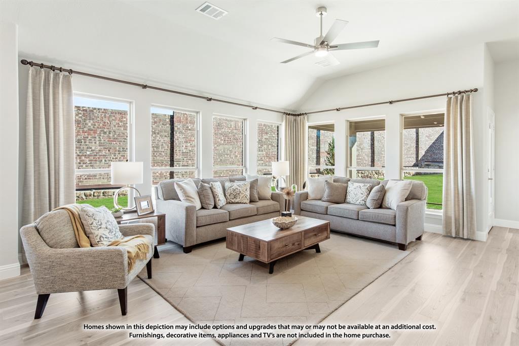 533 Red Maple Road, Waxahachie, TX 75165