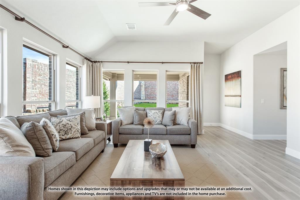 533 Red Maple Road, Waxahachie, TX 75165