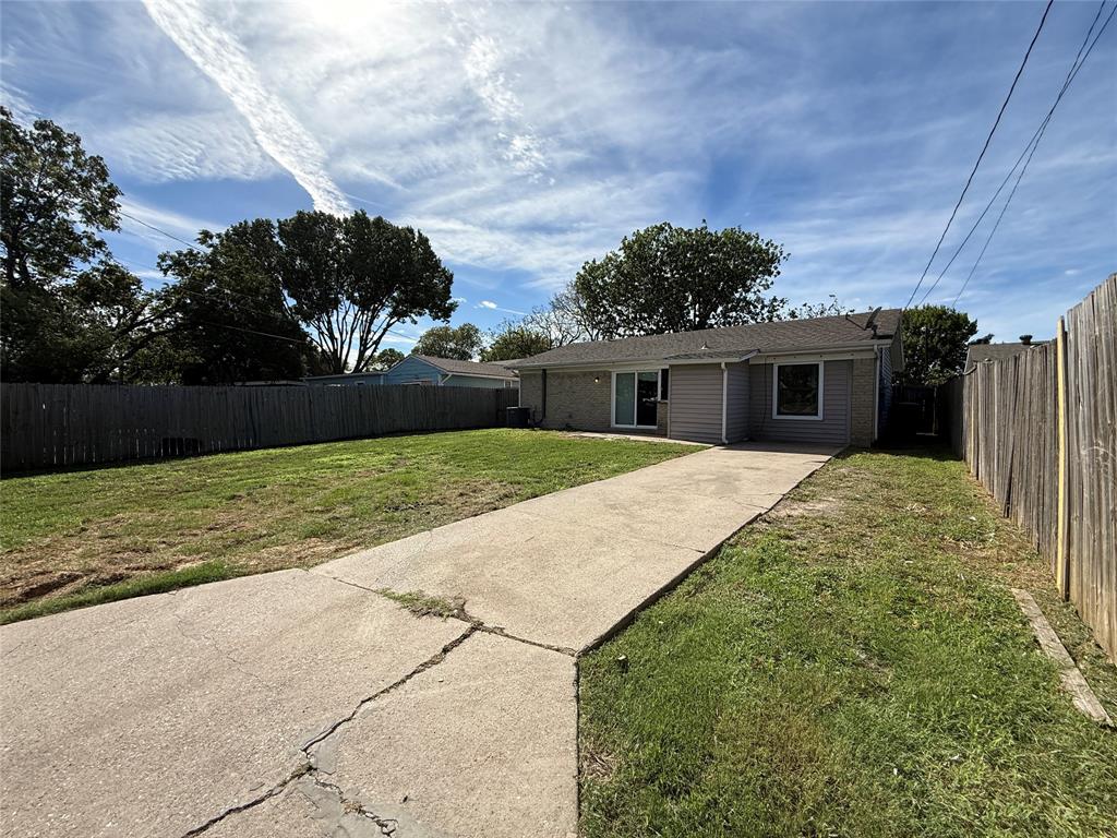 9680 Dale Glade Drive, Dallas, TX 75217