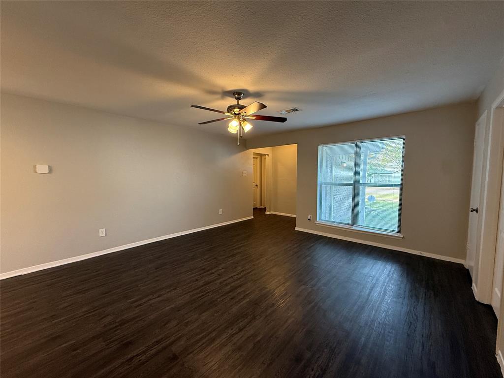 9680 Dale Glade Drive, Dallas, TX 75217