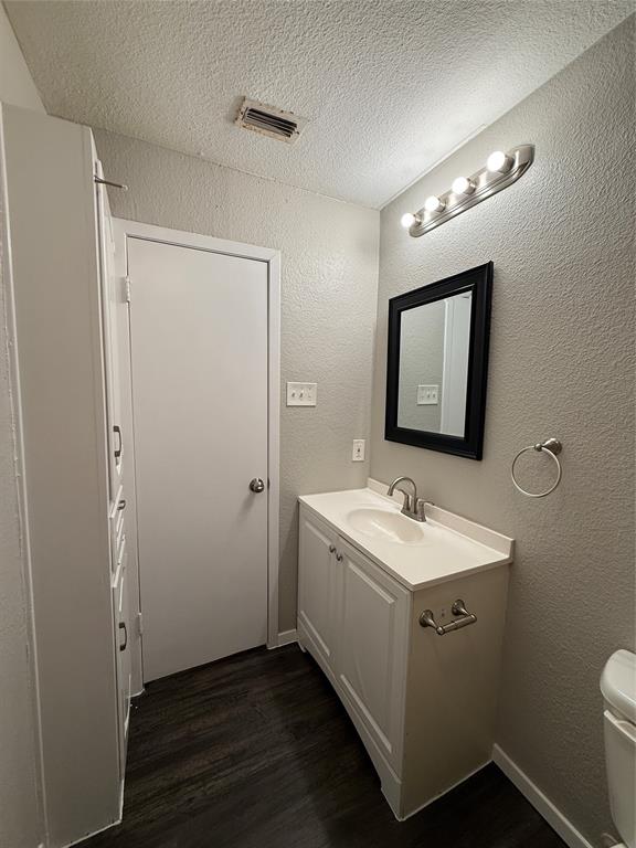 9680 Dale Glade Drive, Dallas, TX 75217