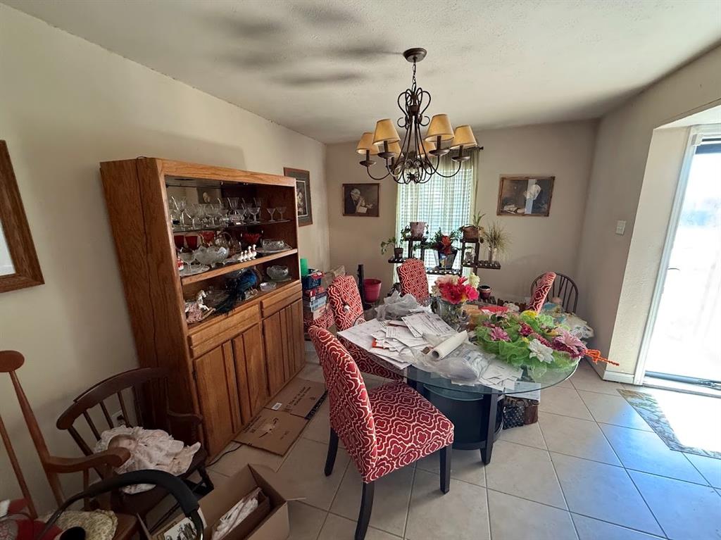 705 Via Del Sur, Mesquite, TX 75150