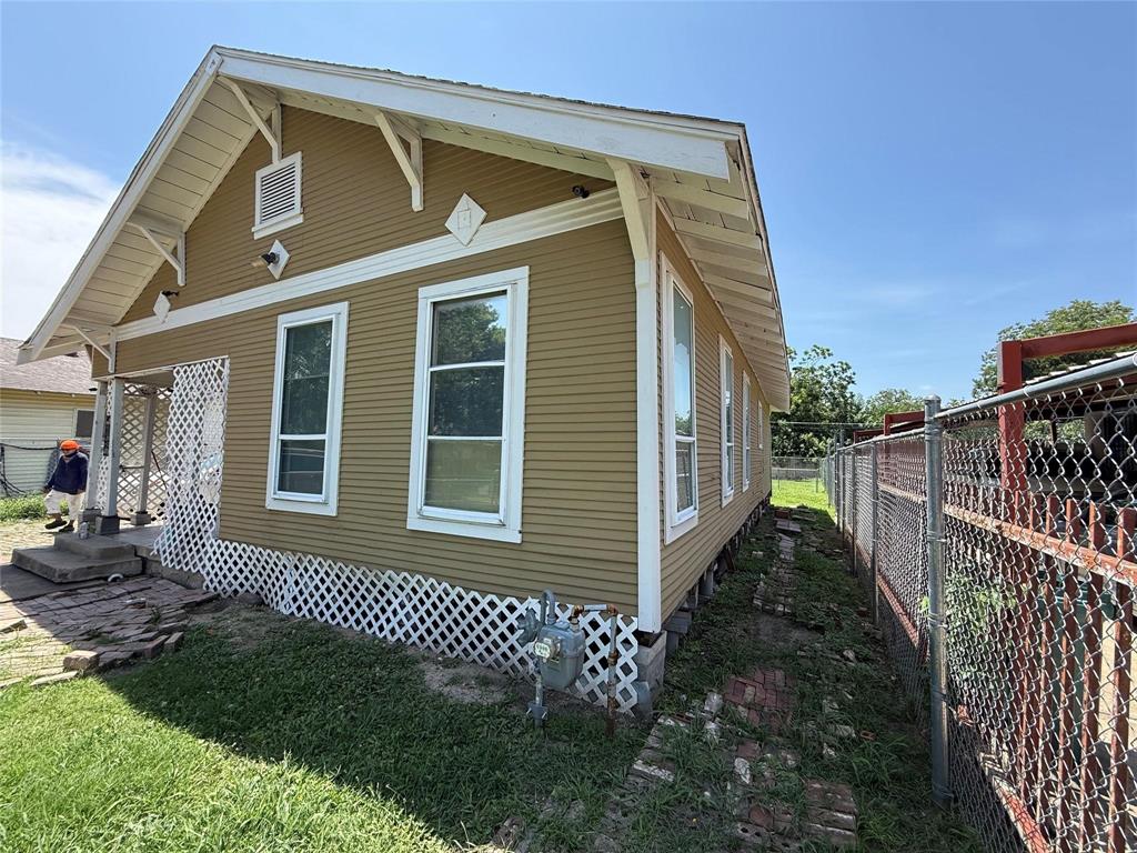3010 Jerome Street, Dallas, TX 75223 3010 Jerome Street, Dallas, TX 75223