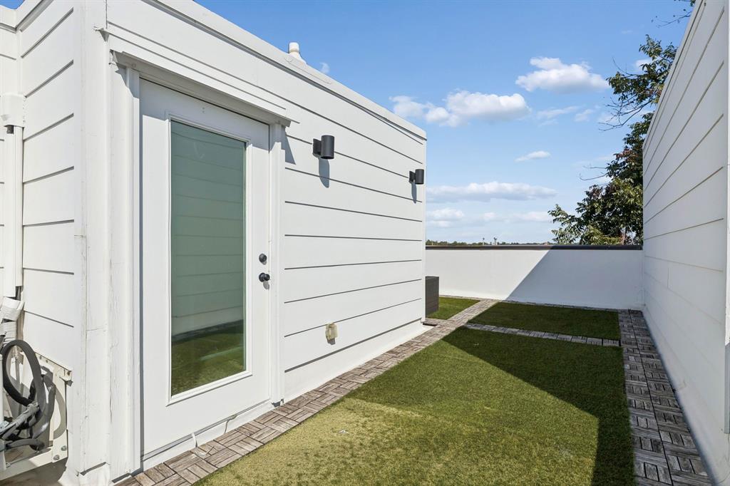2450 N Garrett Avenue, #17, Dallas, TX 75206