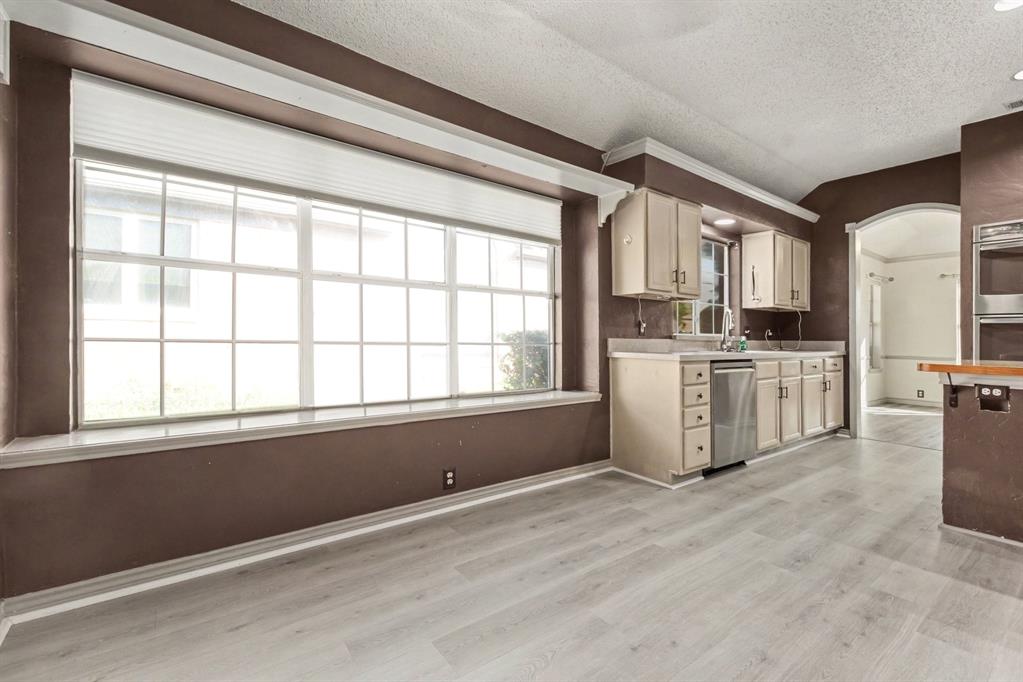 2201 Yosemite Court, Carrollton, TX 75006