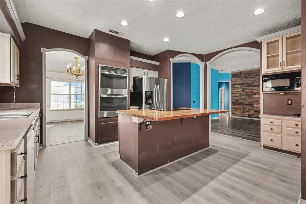 2201 Yosemite Court, Carrollton, TX 75006 2201 Yosemite Court, Carrollton, TX 75006