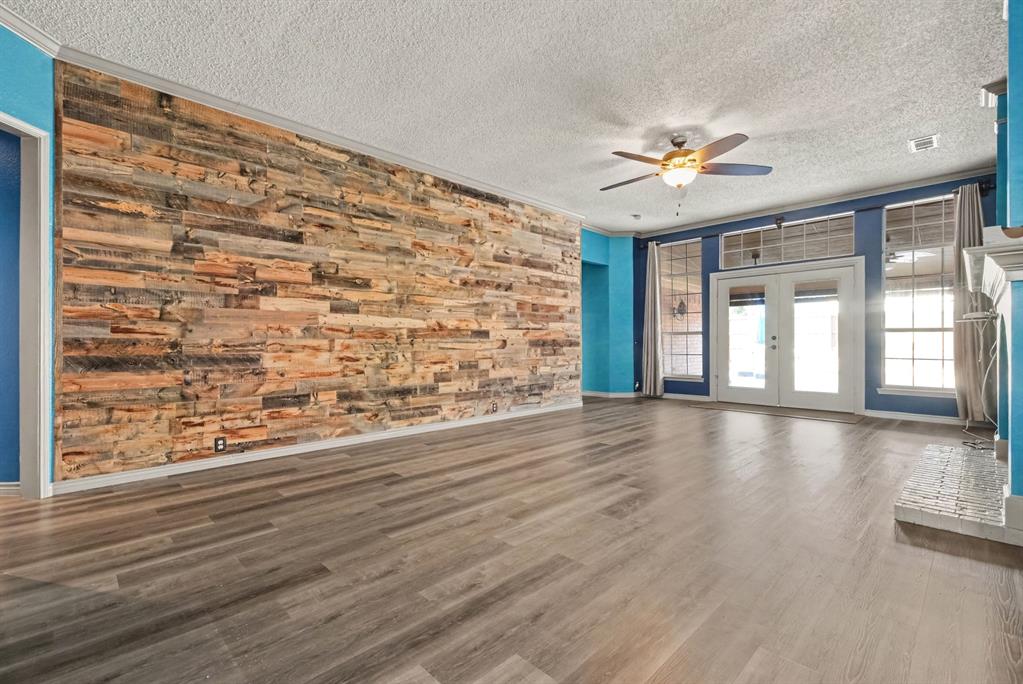 2201 Yosemite Court, Carrollton, TX 75006