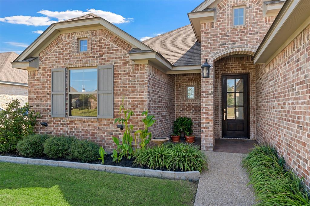 10313 Creekside Lane, Waco, TX 76712