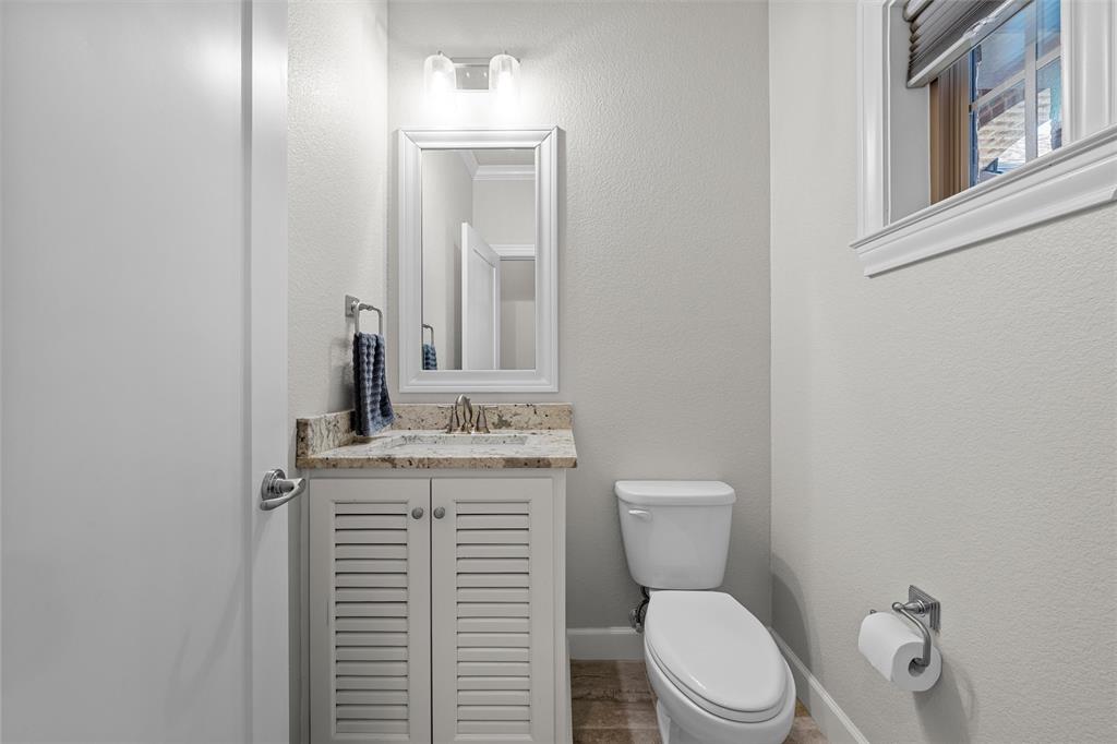 10313 Creekside Lane, Waco, TX 76712