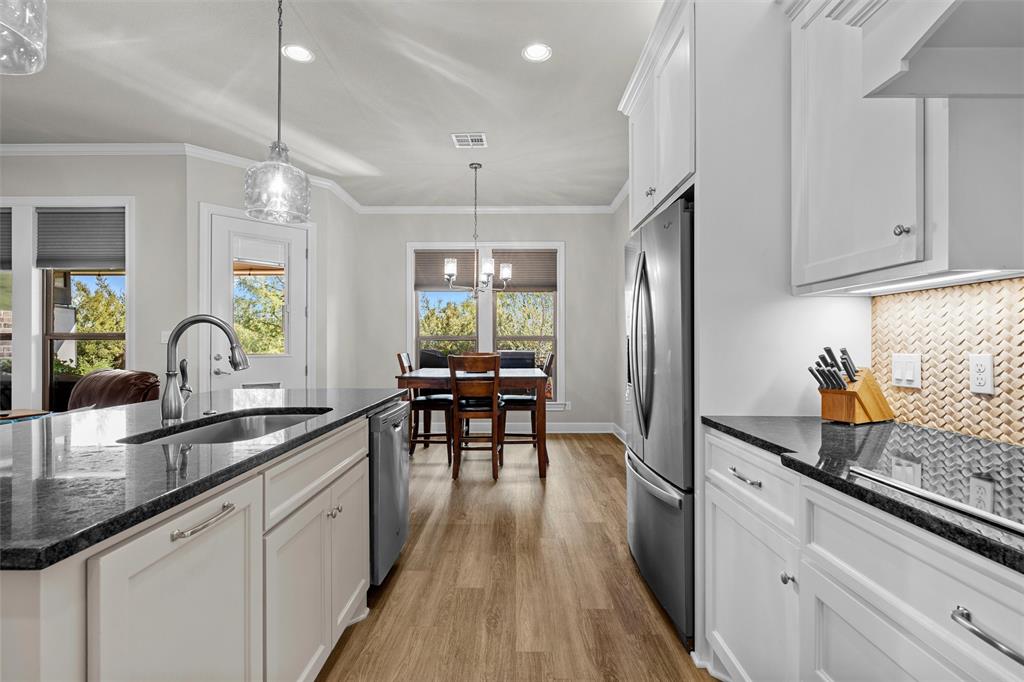 10313 Creekside Lane, Waco, TX 76712 10313 Creekside Lane, Waco, TX 76712