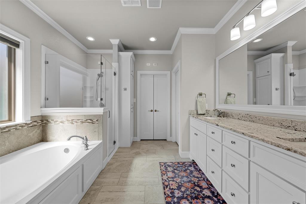 10313 Creekside Lane, Waco, TX 76712