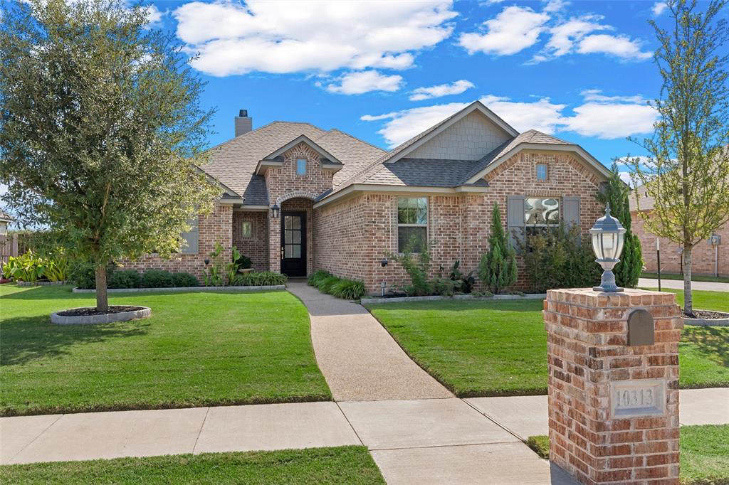 10313 Creekside Lane, Waco, TX 76712