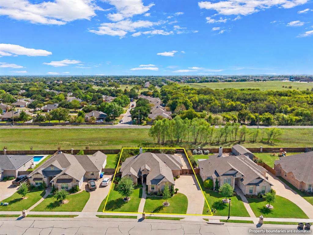10313 Creekside Lane, Waco, TX 76712
