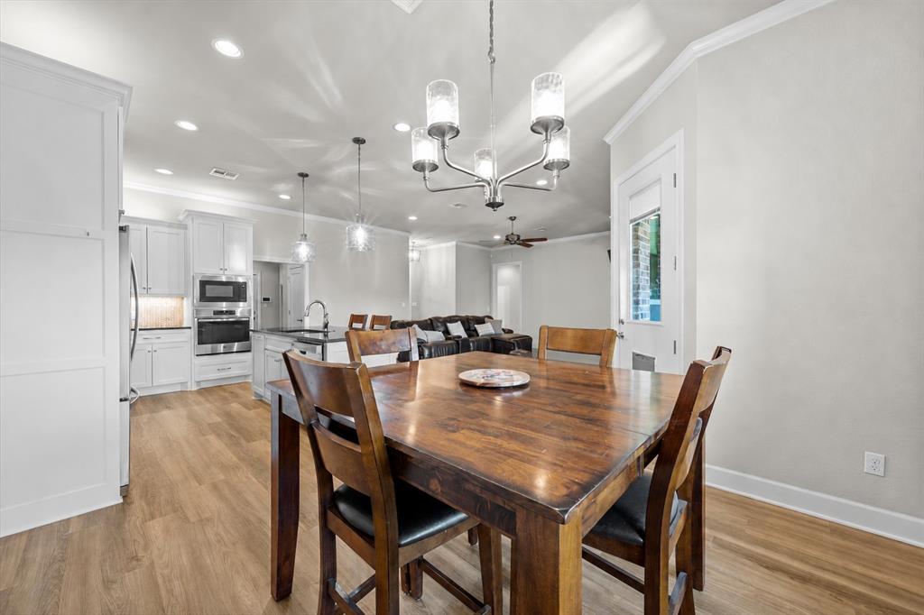 10313 Creekside Lane, Waco, TX 76712