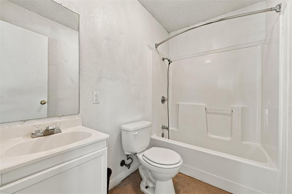 5030 Bosque Ridge Road, Crawford, TX 76638