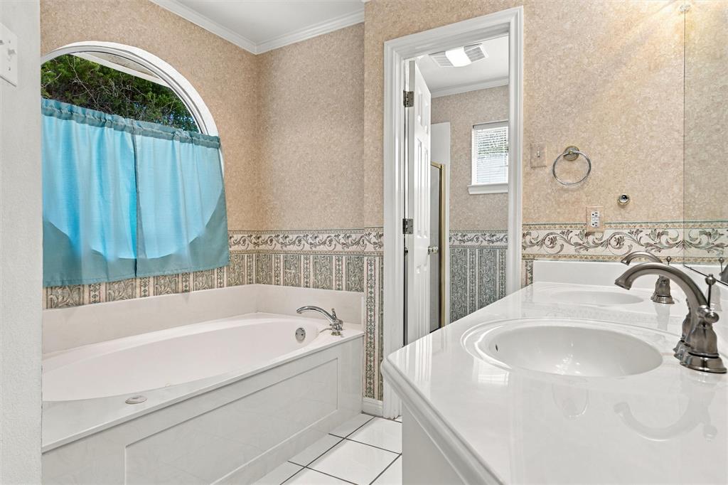 5030 Bosque Ridge Road, Crawford, TX 76638