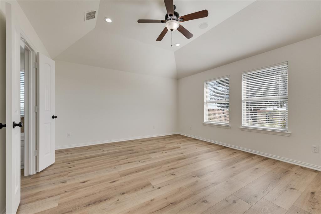 304 Canales Road, Nevada, TX 75173