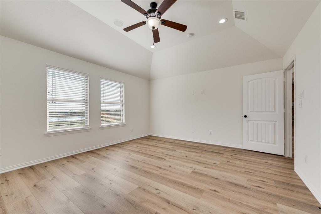 304 Canales Road, Nevada, TX 75173