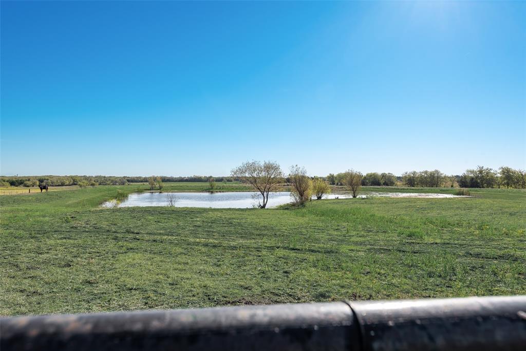 304 Canales Road, Nevada, TX 75173