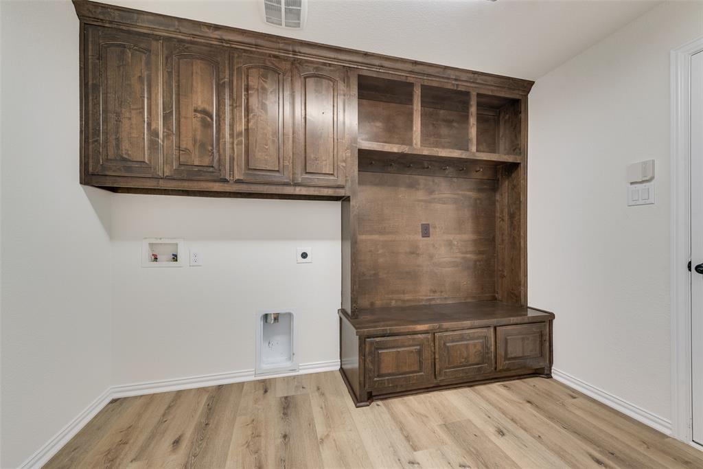304 Canales Road, Nevada, TX 75173