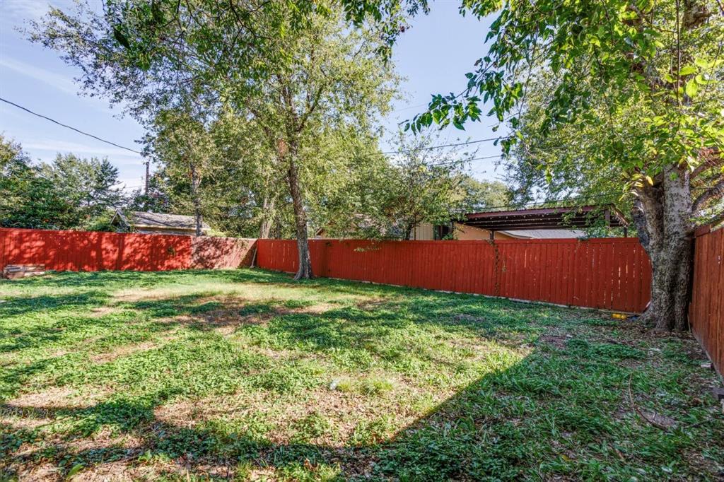 1812 Del Rancho Drive, Irving, TX 75061