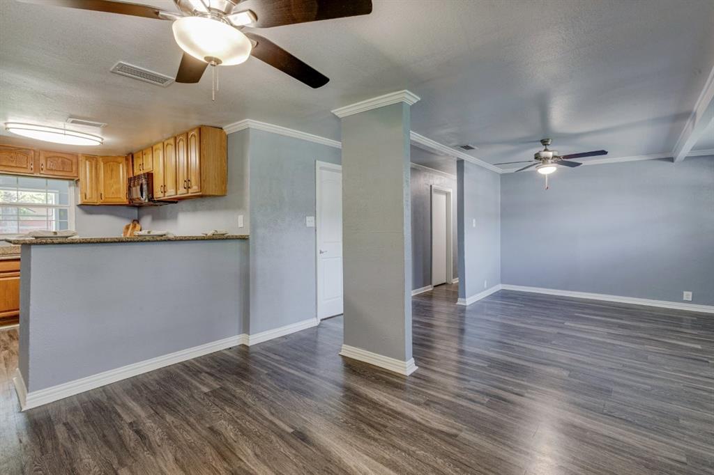 1812 Del Rancho Drive, Irving, TX 75061