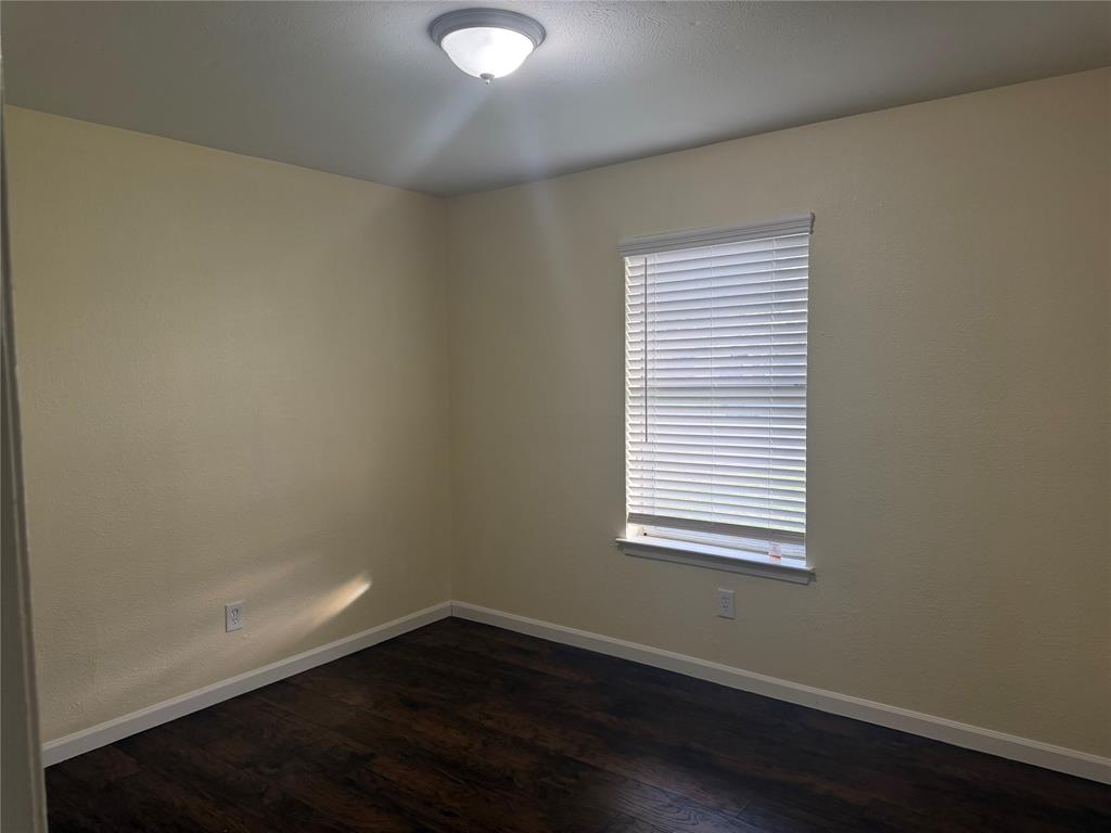 1361 Oakbluff Drive, Lancaster, TX 75146