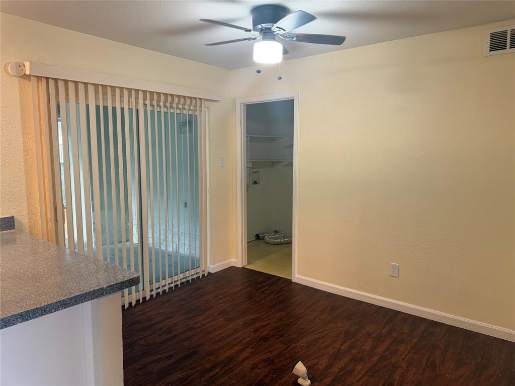 1361 Oakbluff Drive, Lancaster, TX 75146
