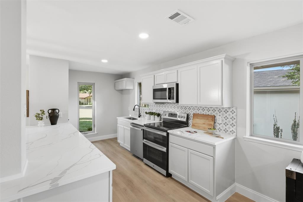 7717 El Padre Lane, Dallas, TX 75248
