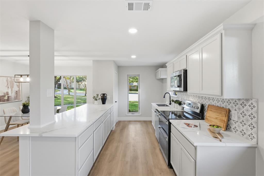7717 El Padre Lane, Dallas, TX 75248