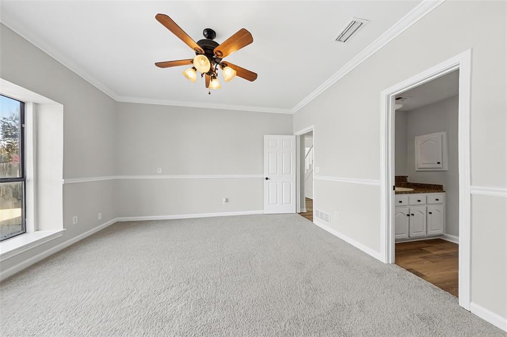 612 N Silver Creek Circle, DeSoto, TX 75115