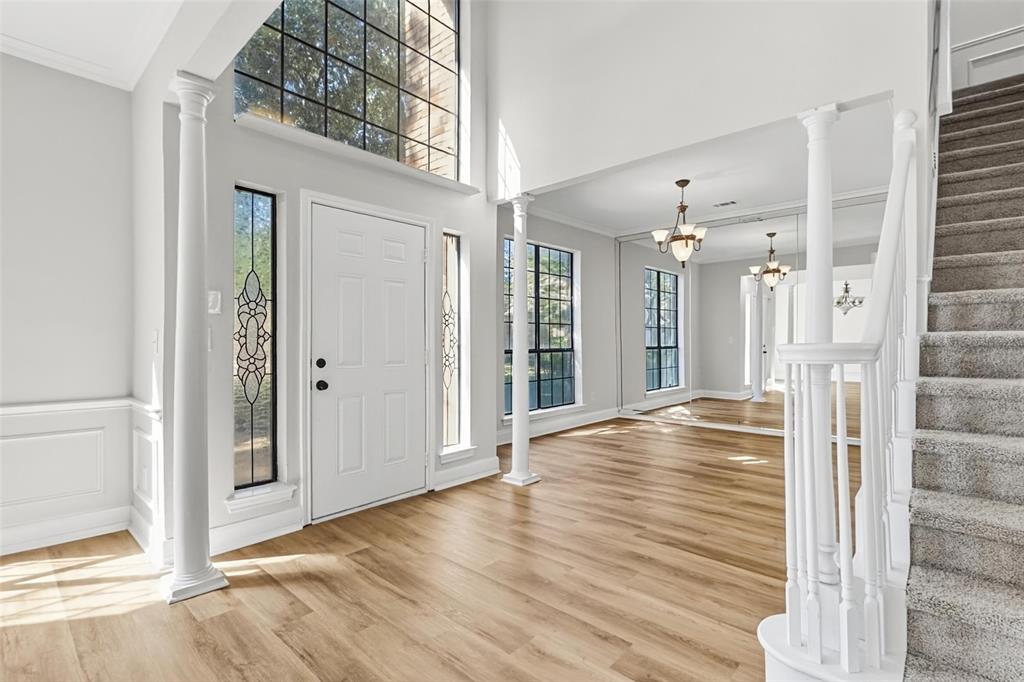 612 N Silver Creek Circle, DeSoto, TX 75115